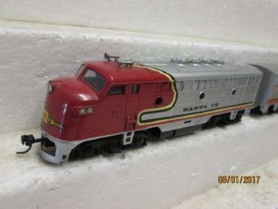HO SCALE MODELPOWER SANTE FE A+B DIESEL LOCOS - LOT 200L
