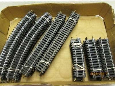 HO SCALE LIMA TRACK & EQUIPMENT - LOT 235L
