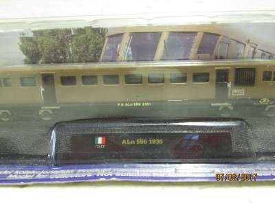 N SCALE : STATIC LOCOMOTIVE (ITALY ALn 556 1936) BOXED - LOT 396L