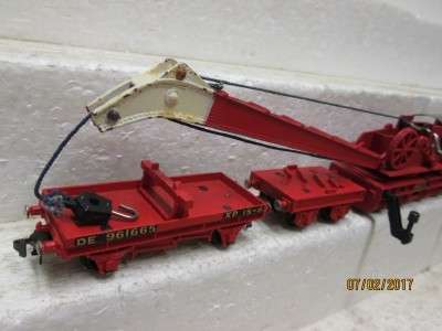 OO SCALE : HORNBY DUBLO CRANE SET - LOT 423L