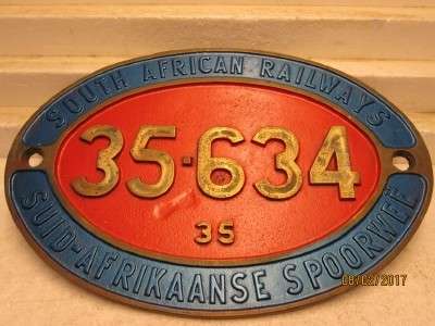 SOUTH AFRICAN RAILWAYS CLASS 35 DIESEL LOCO PLATE (BRASS) - LOT 504L