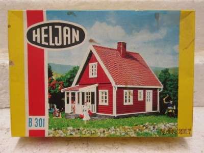 HO SCALE : HELJAN HOUSE KIT - LOT 702L