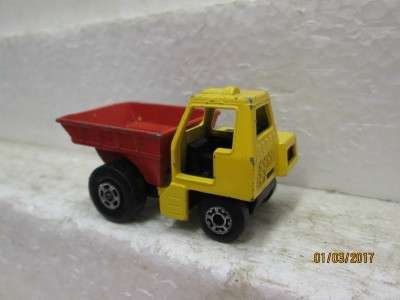 DIE CAST MATCHBOX SUPERFAST SIDE DUMPER No 26 - LOT 786L