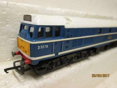 OO SCALE TRI-ANG : BR DIESEL LOCO - LOT 850L