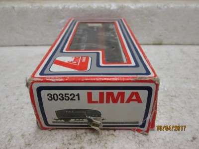 HO SCALE : LIMA SAR ES WAGON WITH TARP - LOT 957L