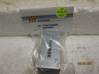 HO SCALE : WALTHERS 20' CONTAINER (MAERSK) - LOT 166M