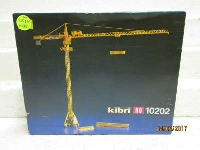 HO SCALE : KIBRI HIGH RISE CRANE KIT - LOT 254M
