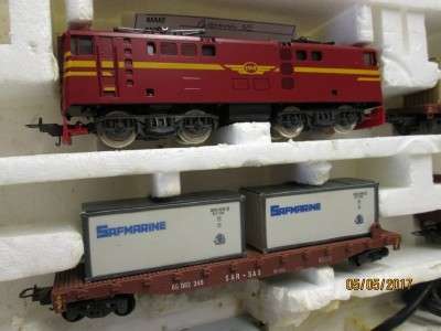 HO SCALE : LIMA SAFMARINE GOODS SET - LOT 298M