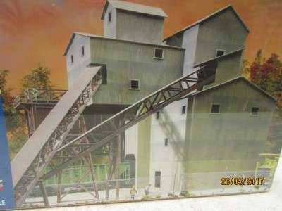 HO SCALE : WALTHERS GLACIER GRAVEL CO. KIT - LOT 313M