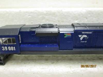 HO SCALE : SAR CLASS 39 DIESEL BODY - LOT 546M
