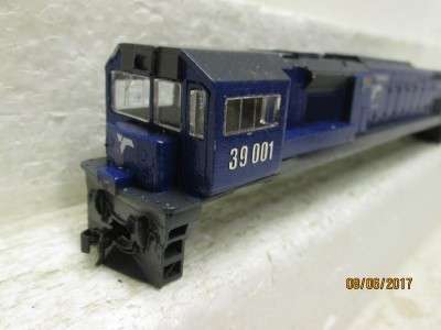 HO SCALE : SAR CLASS 39 DIESEL BODY - LOT 546M