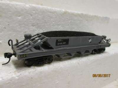 HO SCALE : SAR AZ COAL HOPPER - LOT 549M