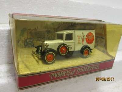 DIE CAST: MODELS OF YESTERYEAR Y-22 1930  MODEL A FORD VAN (PRATTS) - LOT 559M