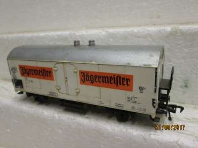 HO SCALE MARKLIN JAGERMEIFTER BOX CAR (TRACK CLEANER) - LOT 757M