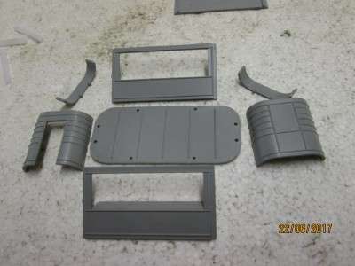 HO SCALE : AIRFIX STATION BUILDING KIT - LOT 848M