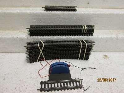 HO SCALE : FLEISHMANN TRACK - LOT 868M