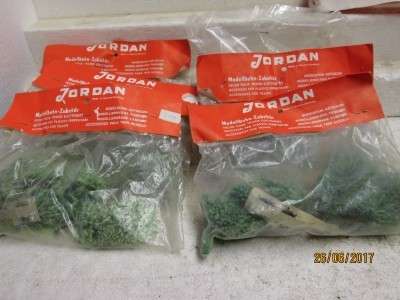 HO SCALE: JORDAN TREES x24 - LOT 970M
