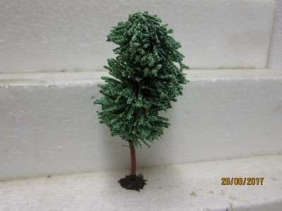 HO SCALE: JORDAN TREES x24 - LOT 970M