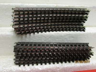 OO SCALE : TRI-ANG TRACK - LOT 28N