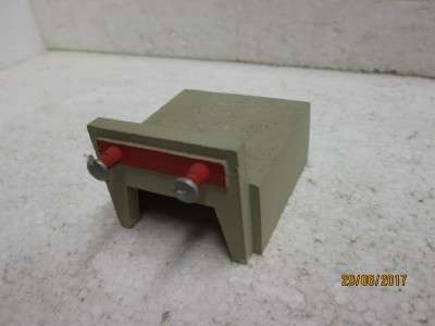 OO SCALE: HORNBY DUBLO STATION PLATFORM STOP BLOCK - LOT 114N