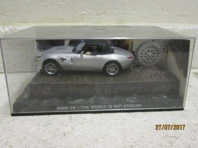 DIE CAST : 007 COLLECTION - BMW Z8  'THE WORLD IS NOT ENOUGH' - LOT 588N