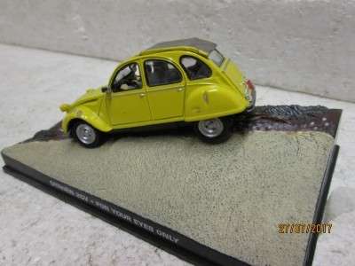 DIE CAST : 007 COLLECTION - CITROEN 2CV  'FOR YOUR EYES ONLY' - LOT 601N