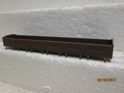 HO SCALE : CMD SAR DZ BROWN WAGON BODY - LOT 722N
