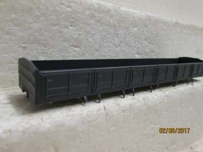 HO SCALE : CMD SAR DZ GREY WAGON BODY - LOT 728N