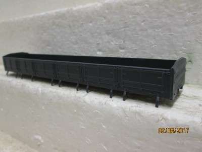 HO SCALE : CMD SAR DZ GREY WAGON BODY - LOT 729N