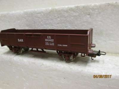 HO SCALE : LIMA SAR ES WAGON - LOT 768N