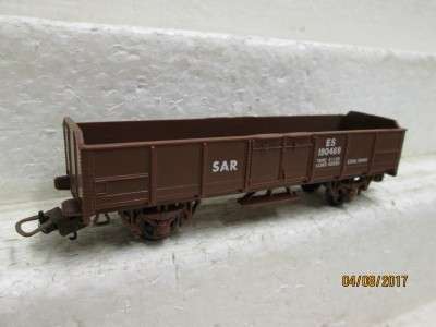 HO SCALE : LIMA SAR ES WAGON - LOT 770N