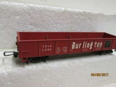 HO SCALE : RIVAROSSI BURLINGTON CONDOLA - LOT 826N