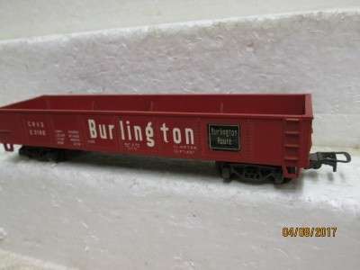 HO SCALE : RIVAROSSI BURLINGTON CONDOLA - LOT 826N