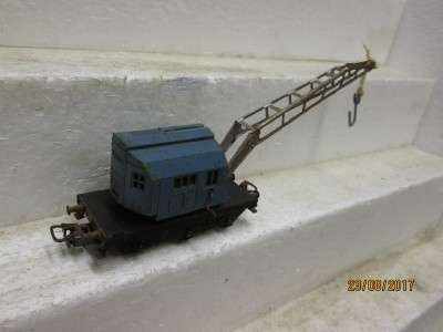 HO SCALE : MARKLIN  CRANE - LOT 3P