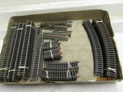 HO SCALE : LIMA TRACK & EQUIPMENT - LOT 64P