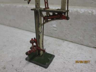 HO/OO SCALE : CRESCENT RAIL SIGNAL - LOT 128P