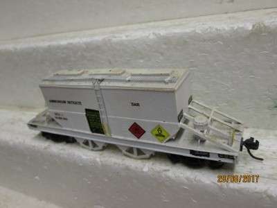 HO SCALE : SAR QCJ AMMONIUM NITRATE HOPPER - LOT 192P