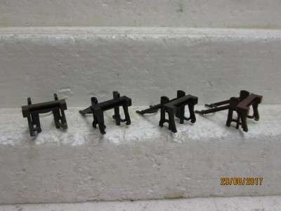 HO/OO SCALE : HORNBY x4 BUFFER STOPS - LOT 229P