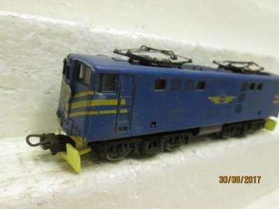 HO SCALE : LIMA SAR BLUE 5E ELECTRIC LOCO DUMMY - LOT 248P