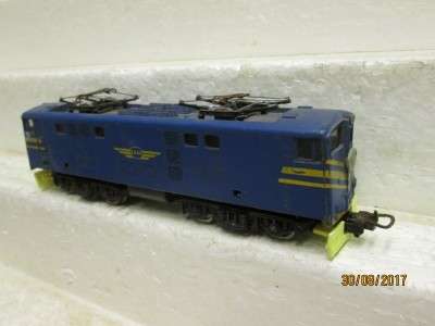 HO SCALE : LIMA SAR BLUE 5E ELECTRIC LOCO DUMMY - LOT 248P