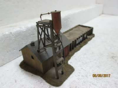 HO SCALE : SANDING DEPOT - LOT 367P