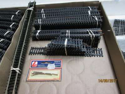 HO SCALE  : LIMA TRACK (2 BEER BOXES FULL) - LOT 478P