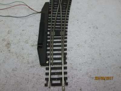 HO/OO SCALE : ROCO RIGHT HAND ELECTRIC POINT - LOT 554P