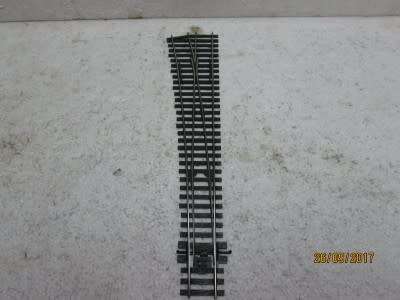 HO/OO SCALE : PECO FINE SCALE LONG LEFT HAND POINT (CODE 75) - LOT 587P