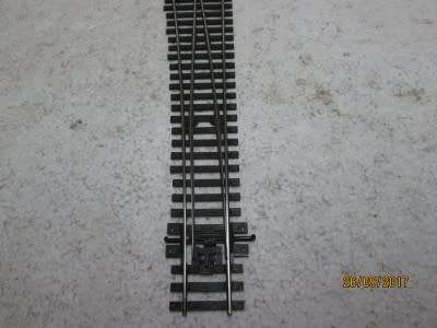 HO/OO SCALE : PECO FINE SCALE LONG LEFT HAND POINT (CODE 75) - LOT 587P