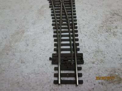 HO/OO SCALE : PECO LEFT HAND POINT - LOT 600P