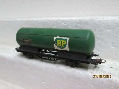 HO SCALE : LIMA BP TANKER - LOT 640P