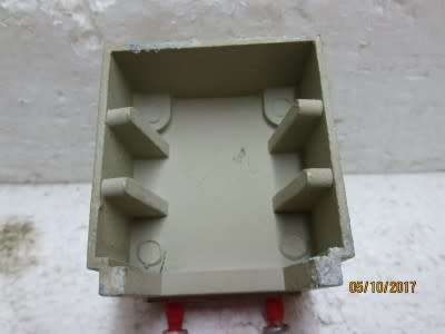 OO SCALE: HORNBY DUBLO STATION PLATFORM STOP BLOCK - LOT 114N