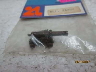 HO SCALE - SMALL METAL CANNON - LOT 984P