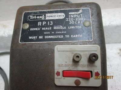 HO/OO SCALE - TRI-ANG CONTROLLER / TRANSFORMER - LOT 33Q